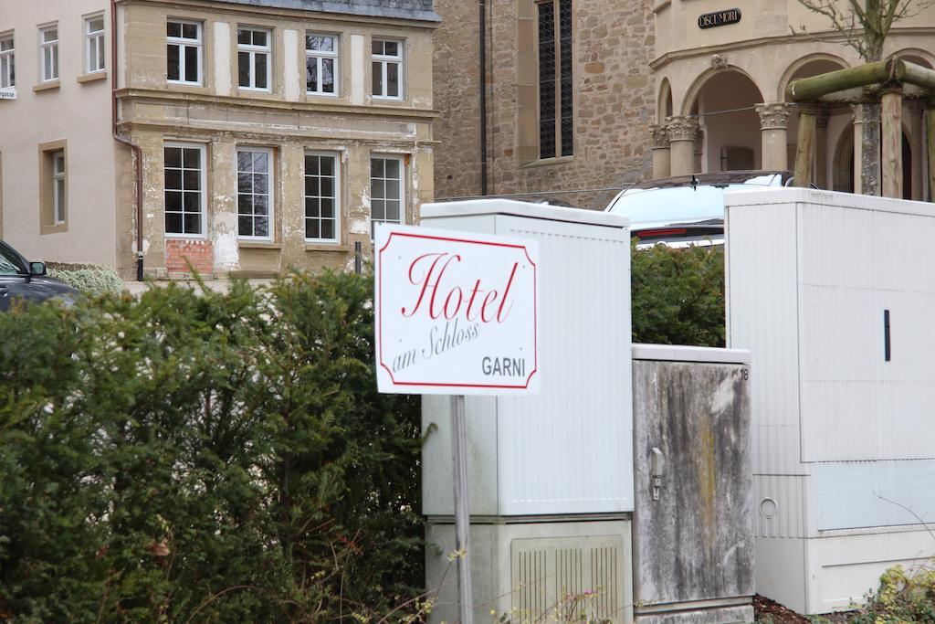 Hotel Am Schloss Neuenstein Exteriör bild